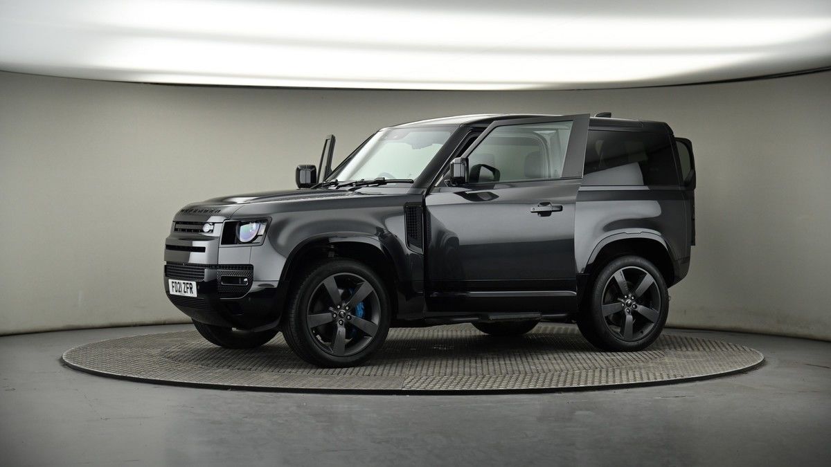 More views of Land Rover Defender 90