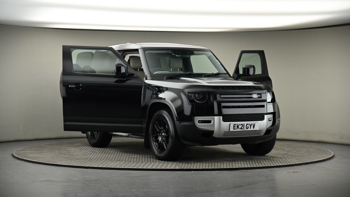 More views of Land Rover Defender 90