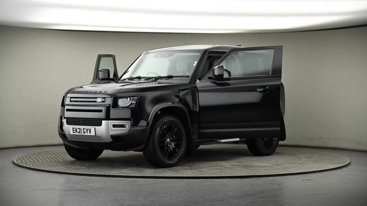 More views of Land Rover Defender 90