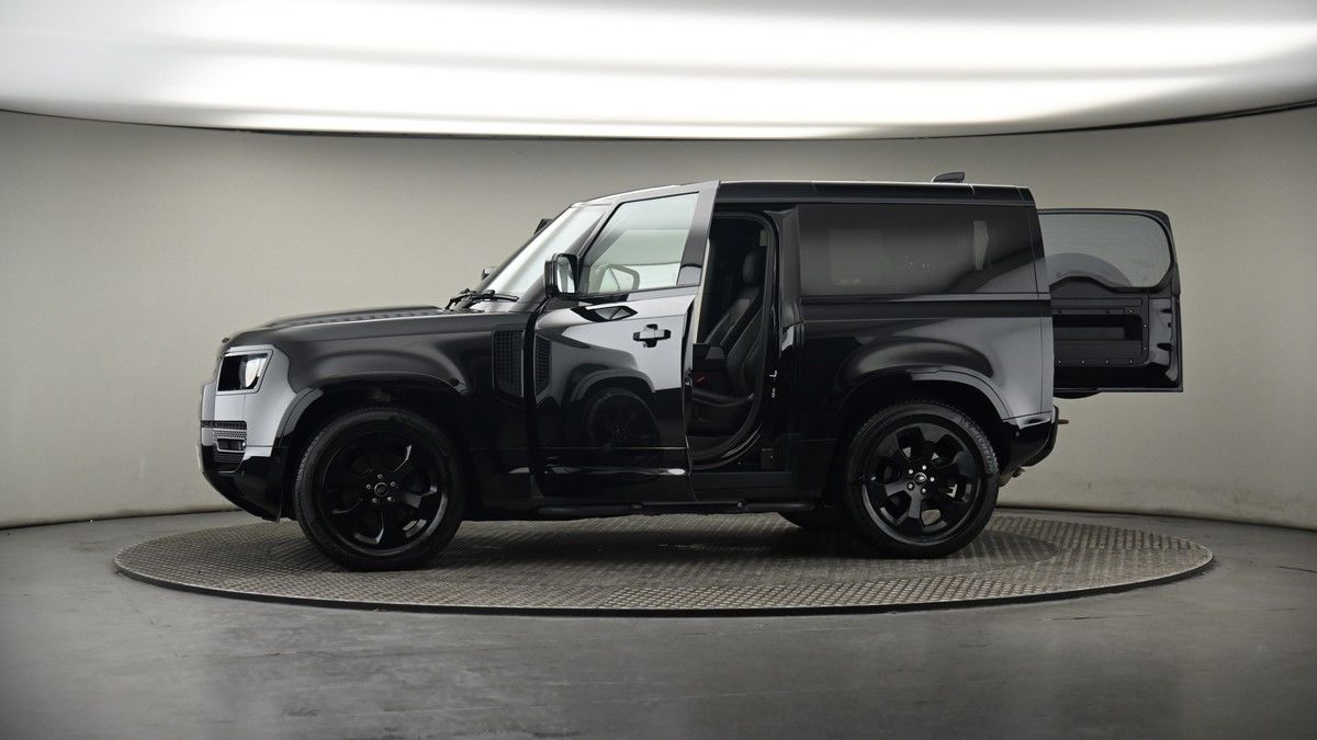 More views of Land Rover Defender 90