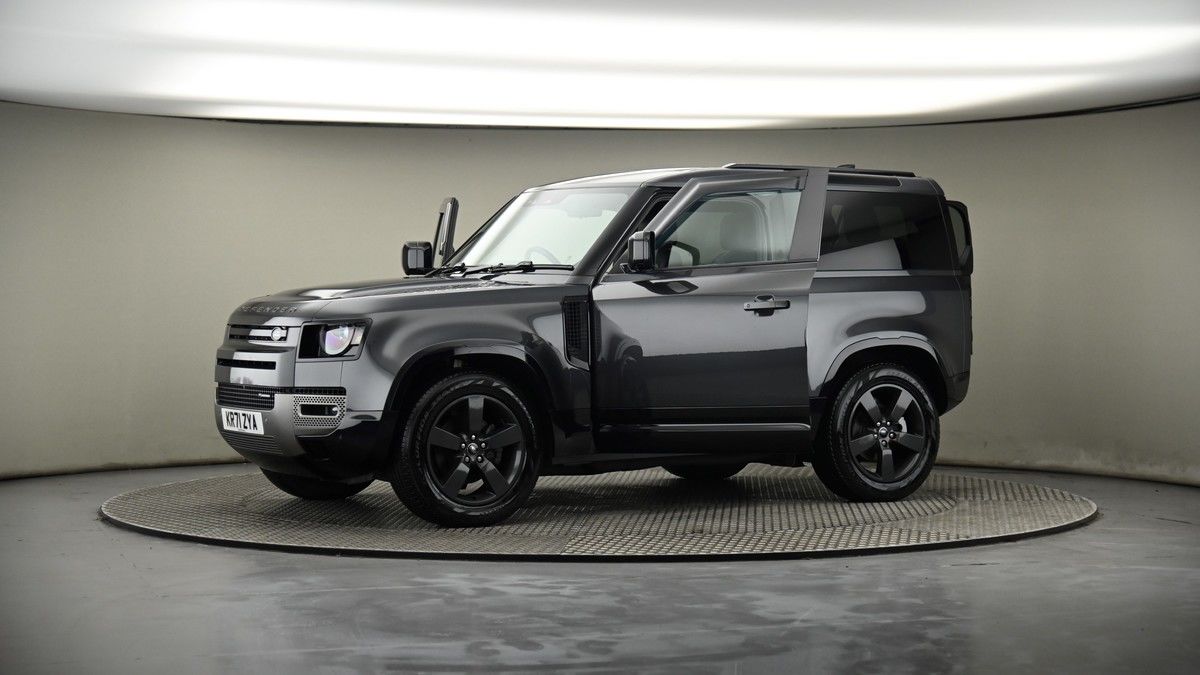 More views of Land Rover Defender 90