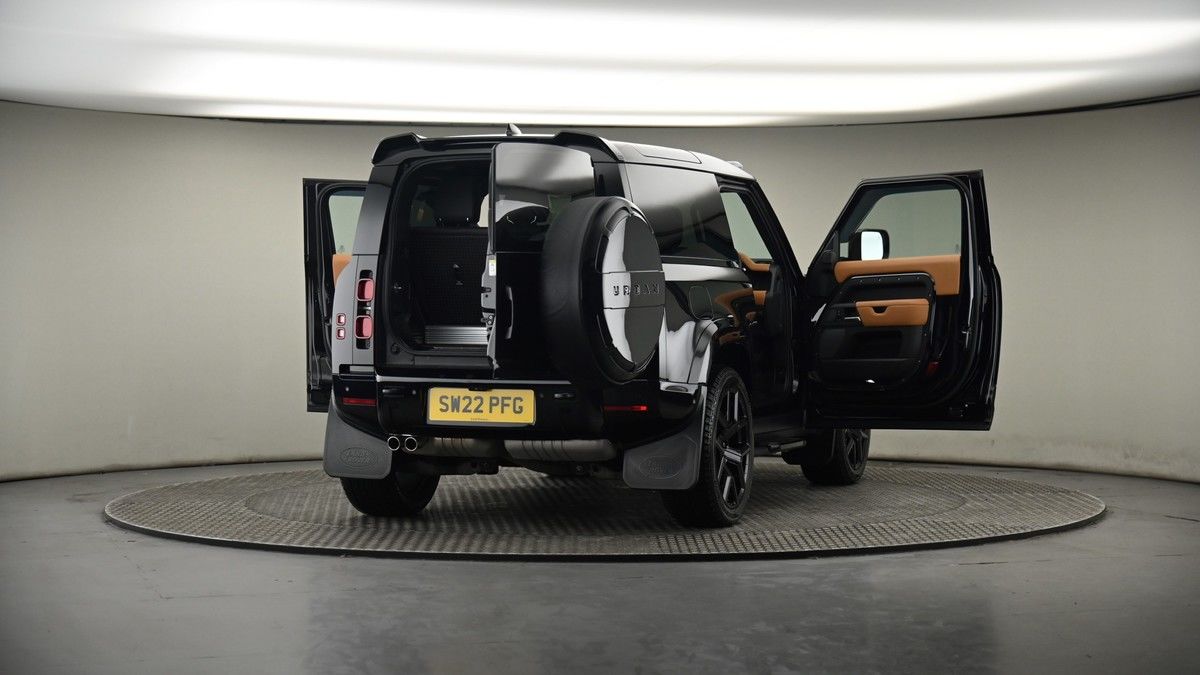 More views of Land Rover Defender 90