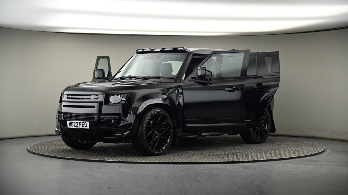 More views of Land Rover Defender 110