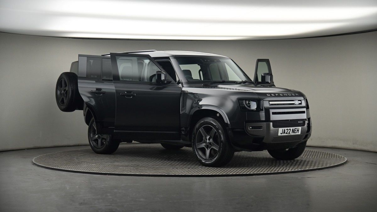 More views of Land Rover Defender 110