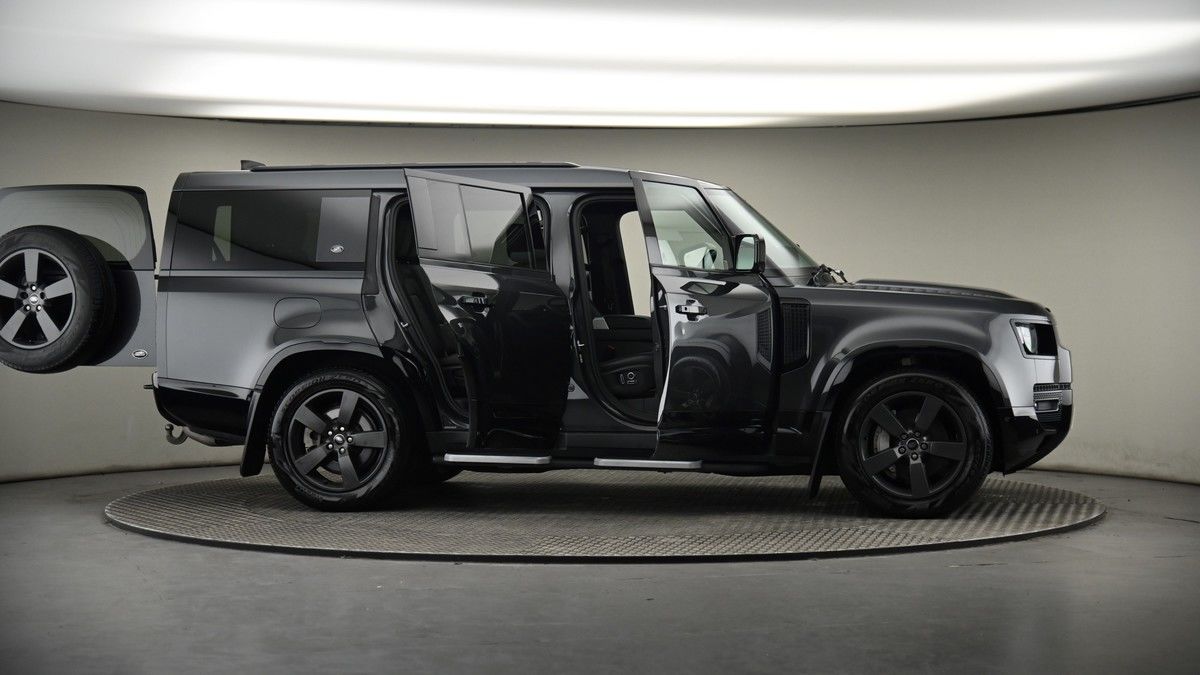 More views of Land Rover Defender 130