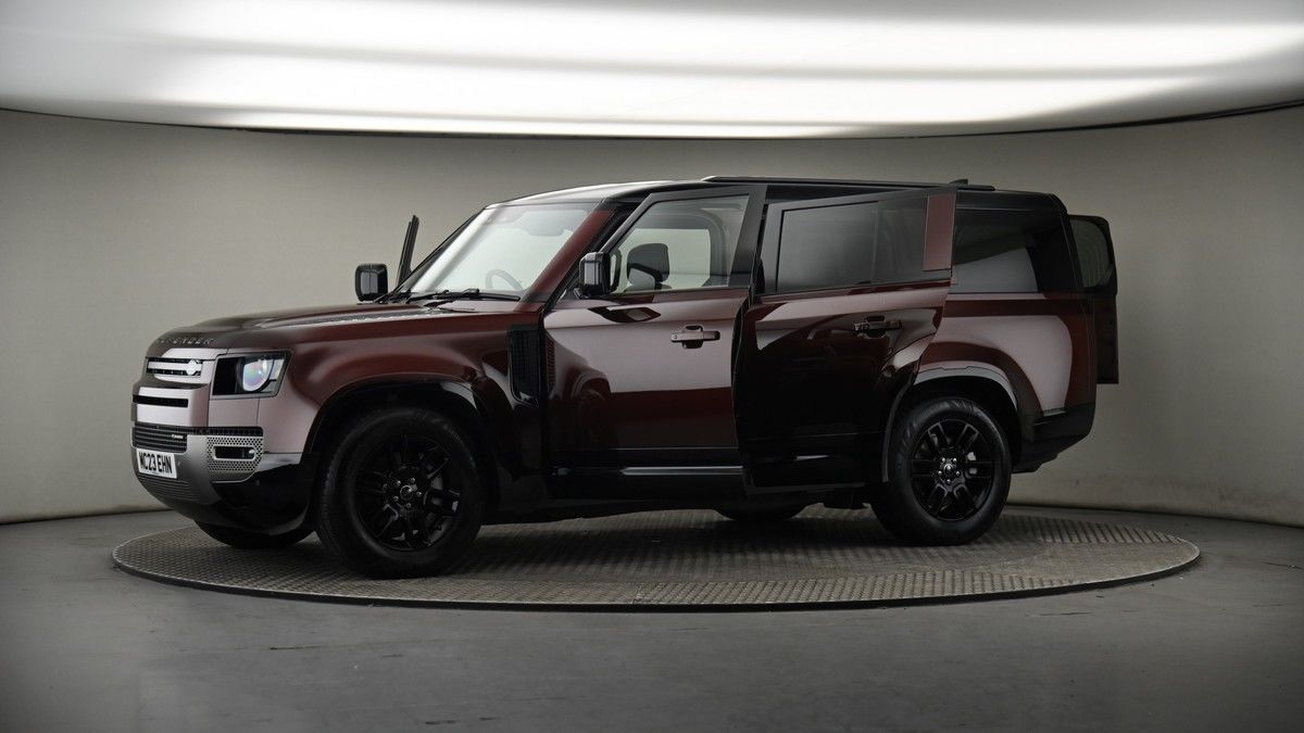 More views of Land Rover Defender 130