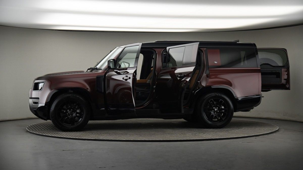 More views of Land Rover Defender 130