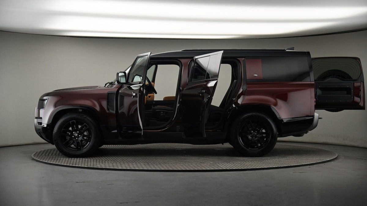 More views of Land Rover Defender 130