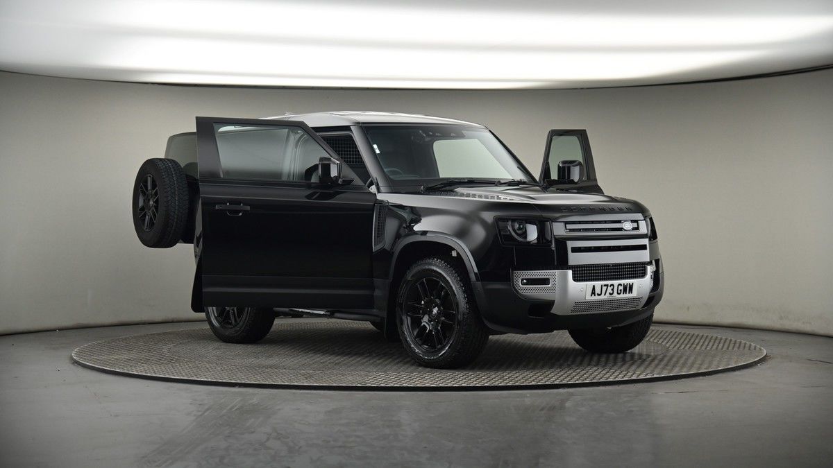 More views of Land Rover Defender 90