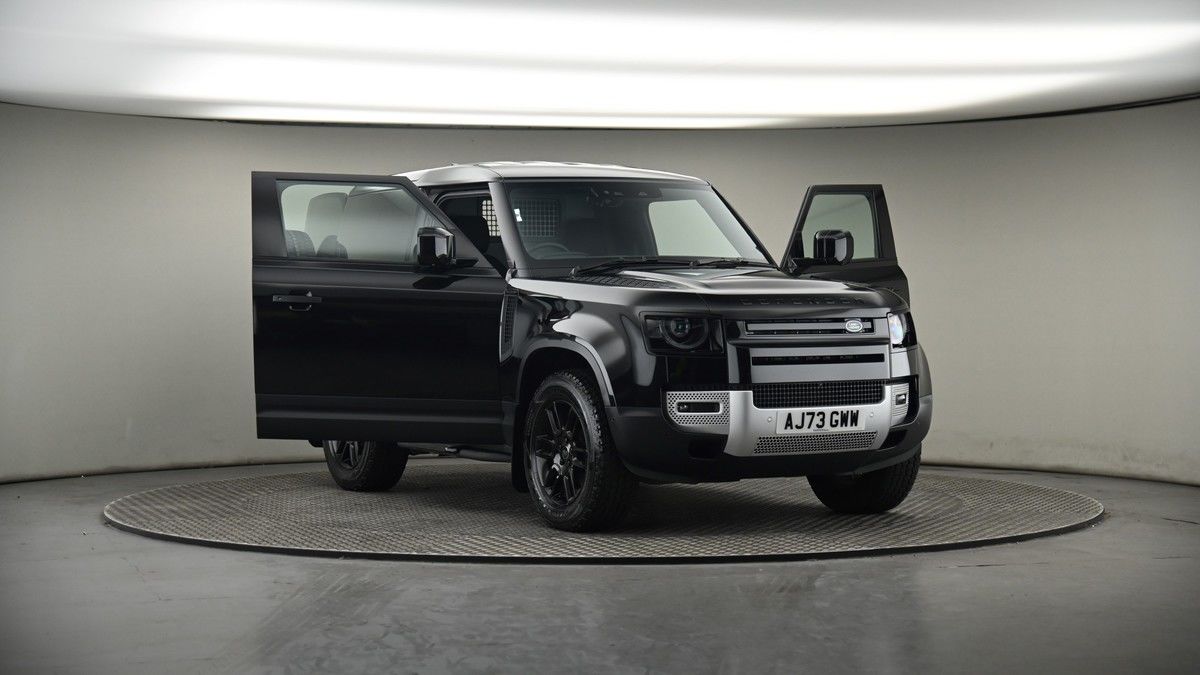 More views of Land Rover Defender 90