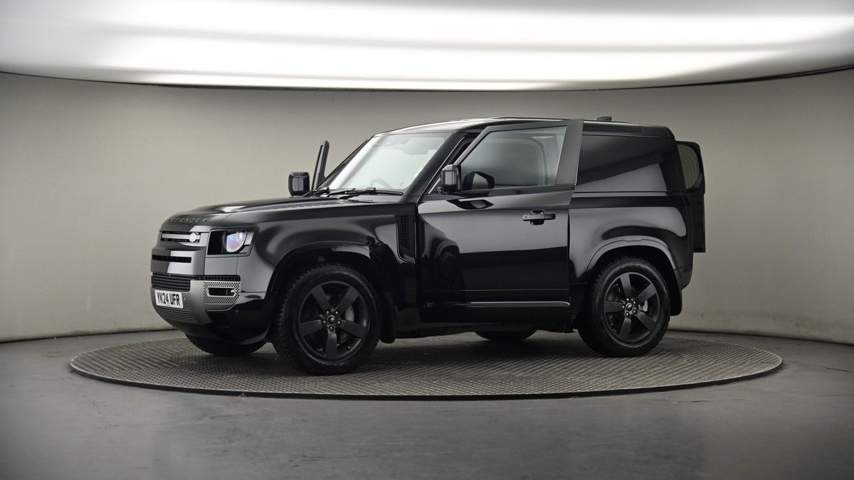 More views of Land Rover Defender 90