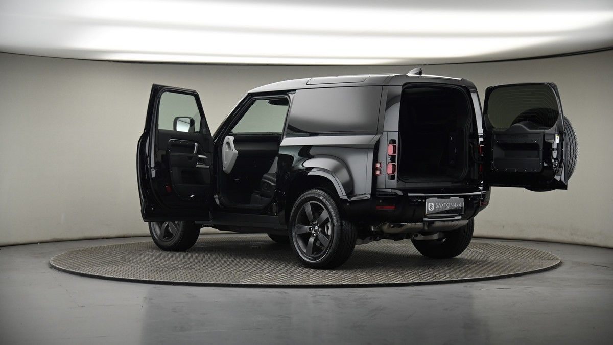 More views of Land Rover Defender 90