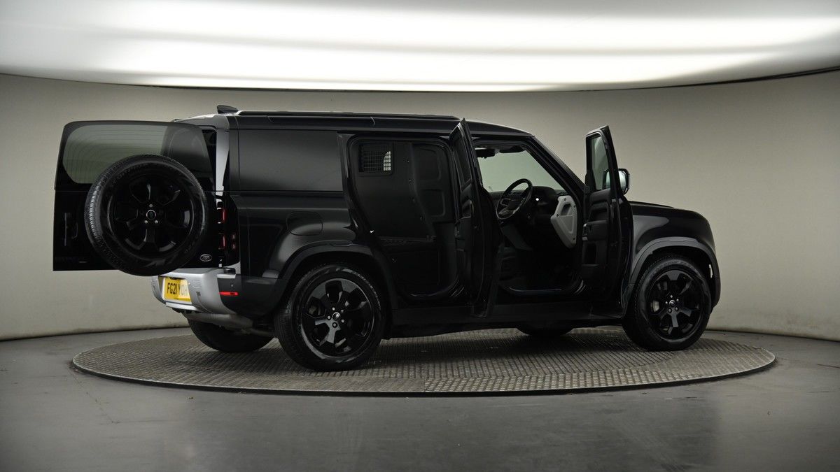 More views of Land Rover Defender 110