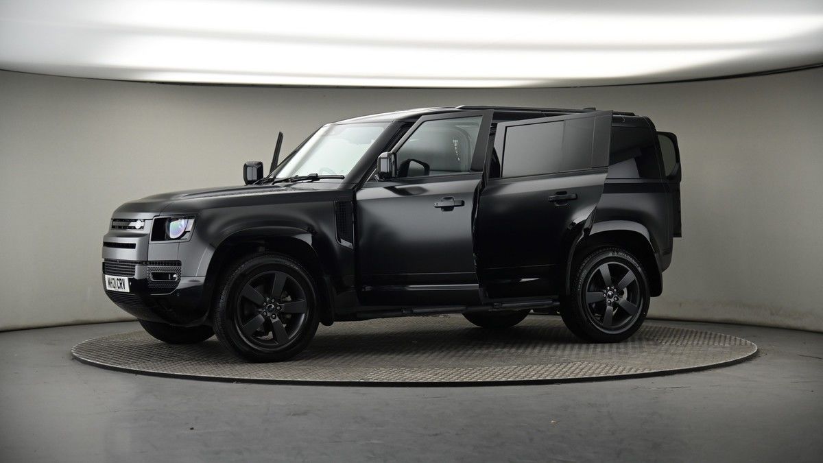 More views of Land Rover Defender 110