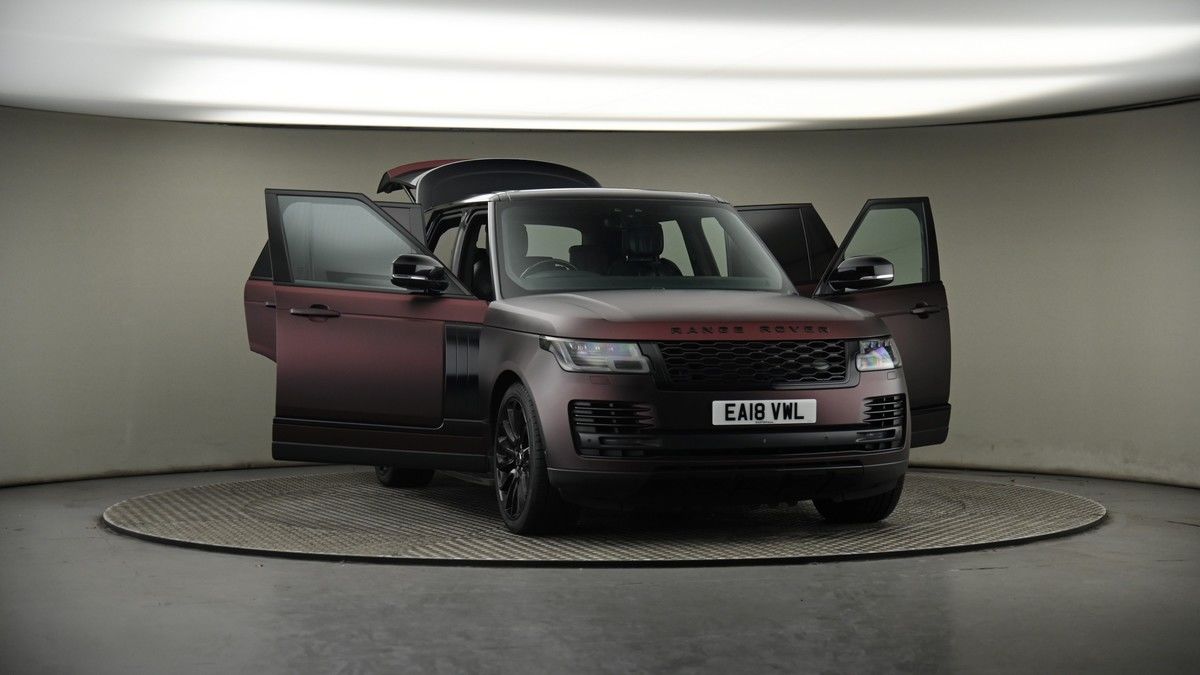 More views of Land Rover Range Rover