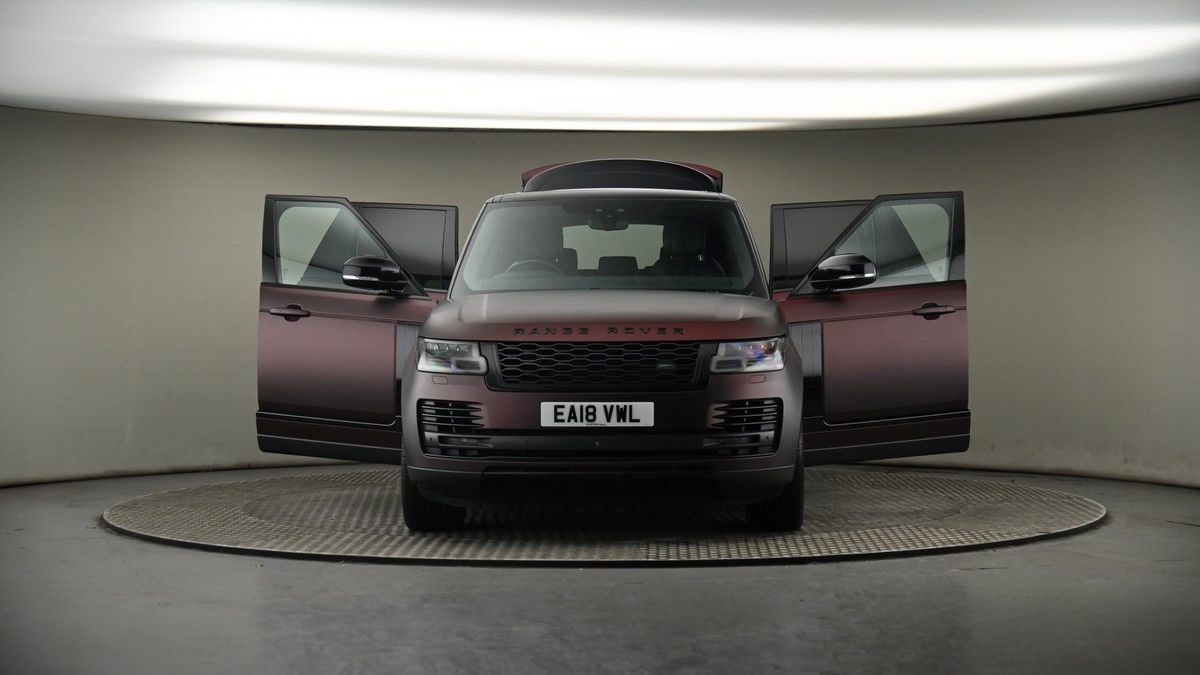 More views of Land Rover Range Rover