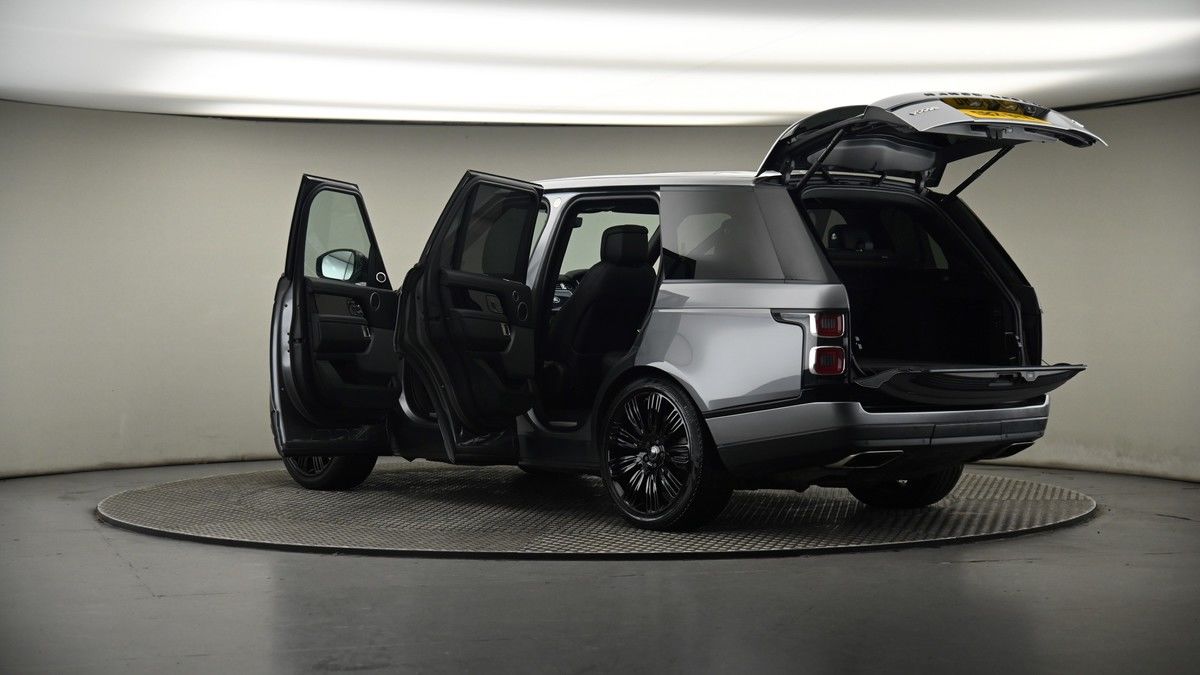 More views of Land Rover Range Rover