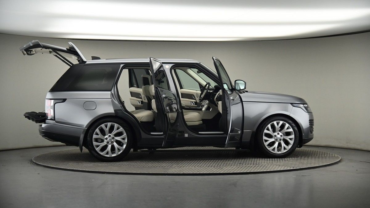 More views of Land Rover Range Rover