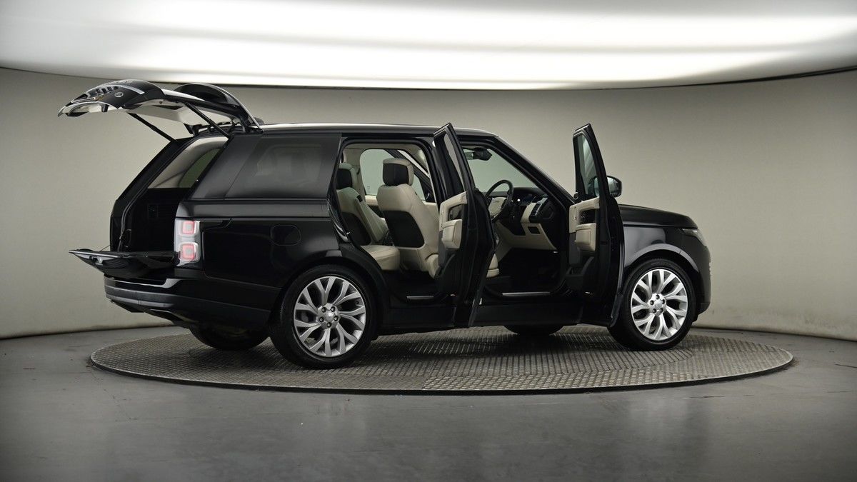 More views of Land Rover Range Rover