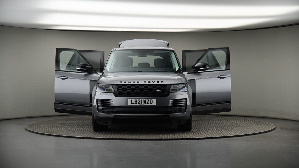 More views of Land Rover Range Rover