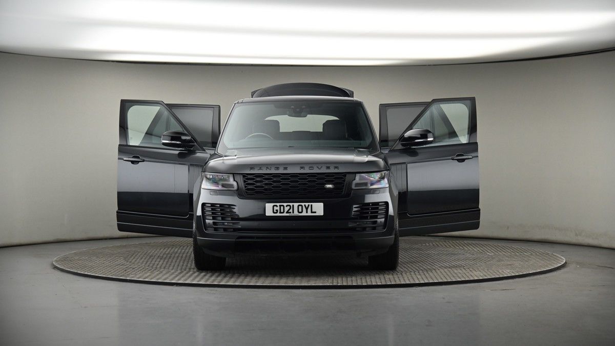 More views of Land Rover Range Rover