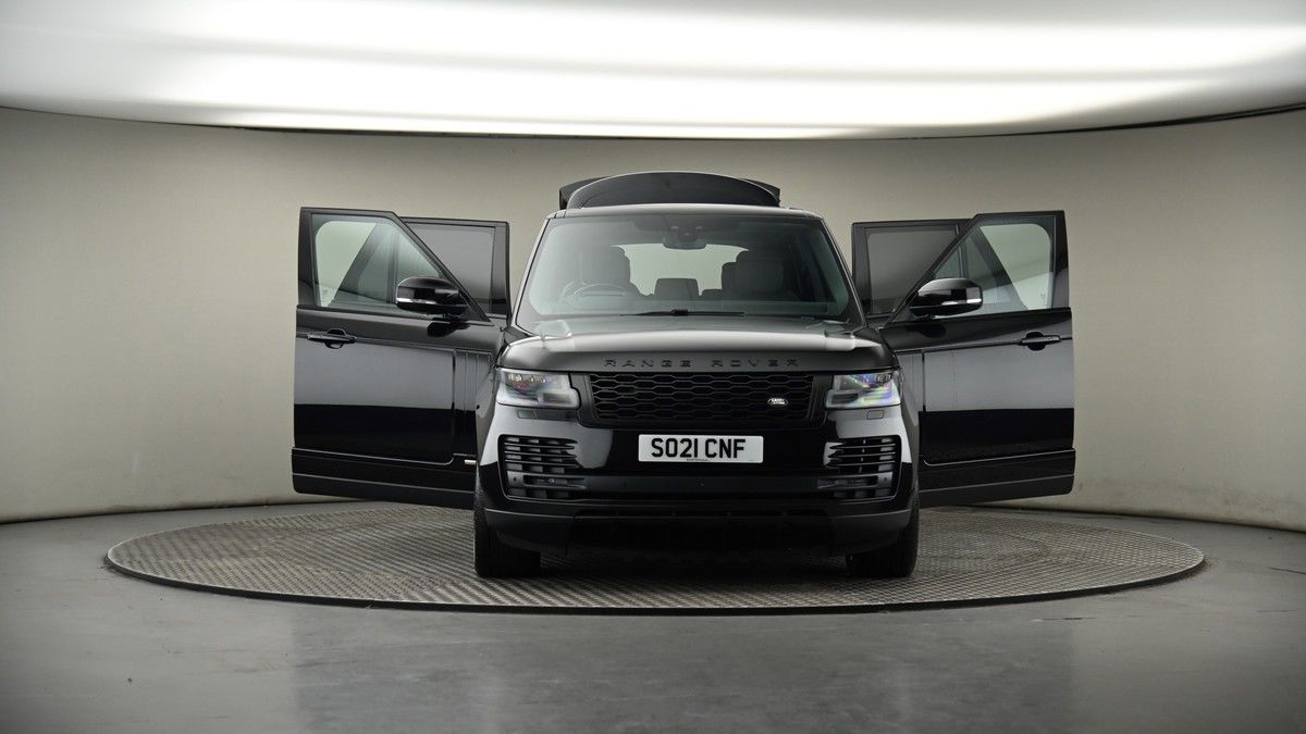 More views of Land Rover Range Rover