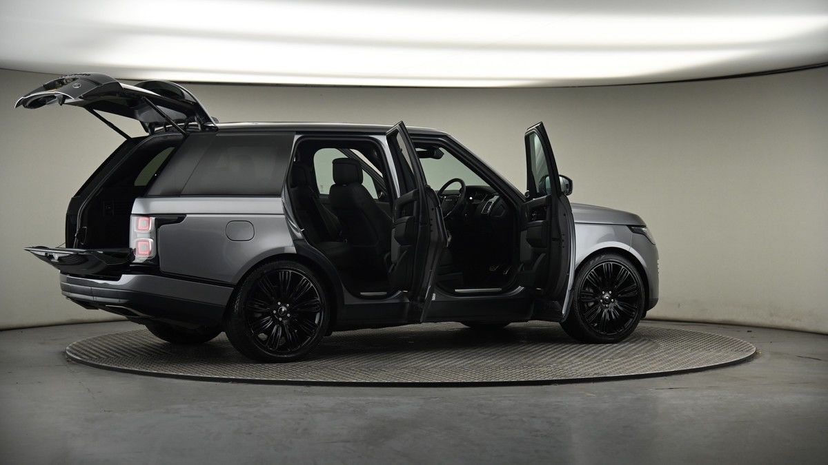 More views of Land Rover Range Rover