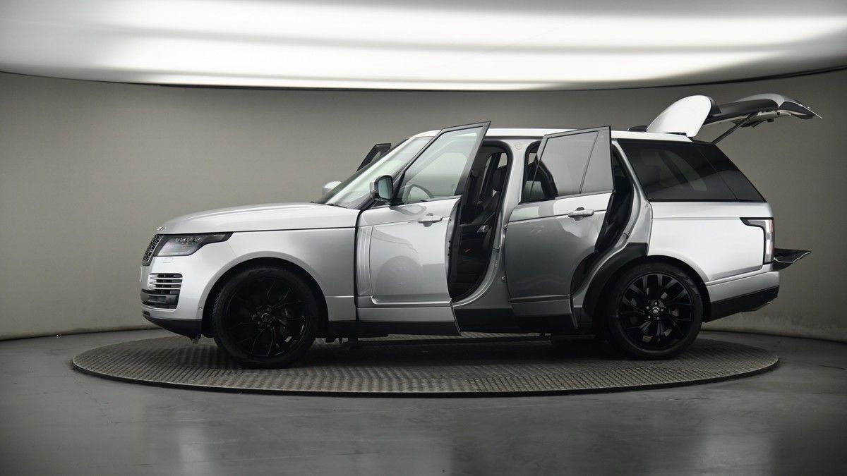 More views of Land Rover Range Rover