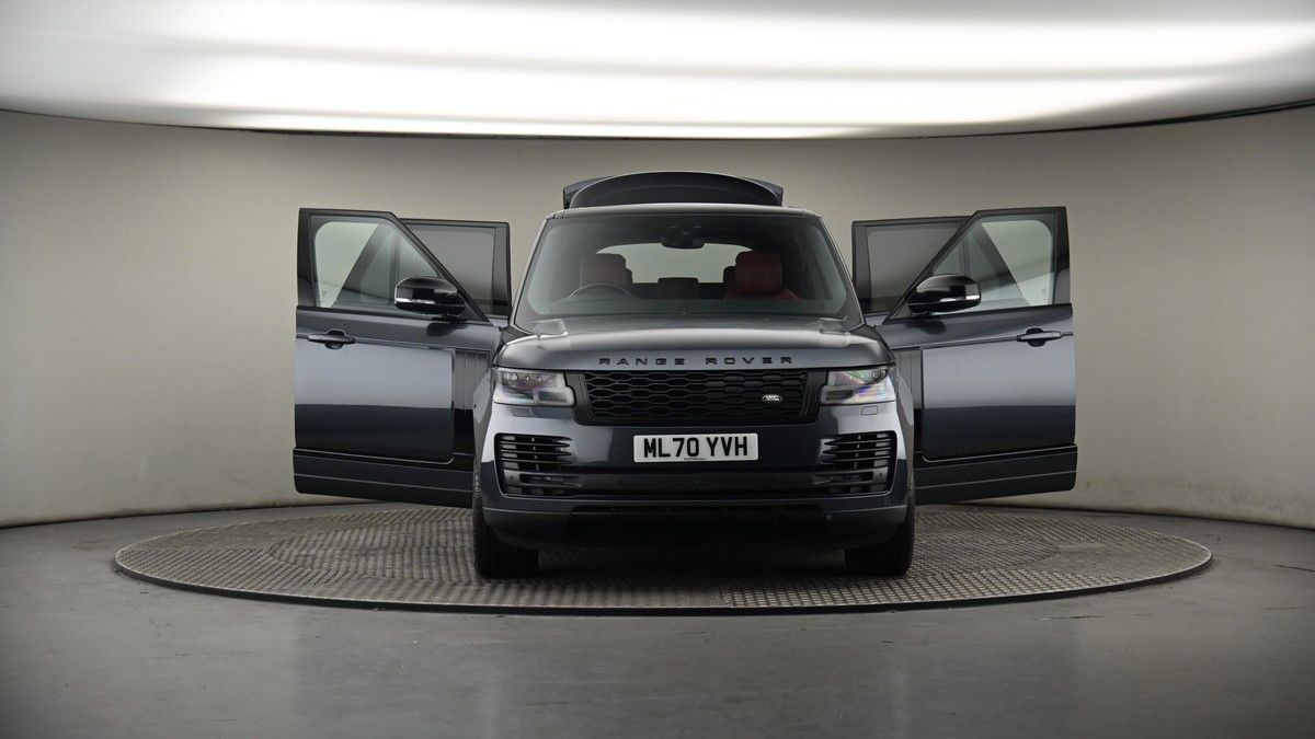 More views of Land Rover Range Rover