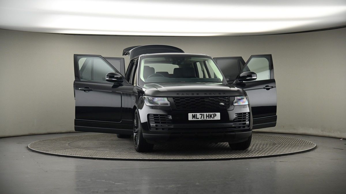 More views of Land Rover Range Rover