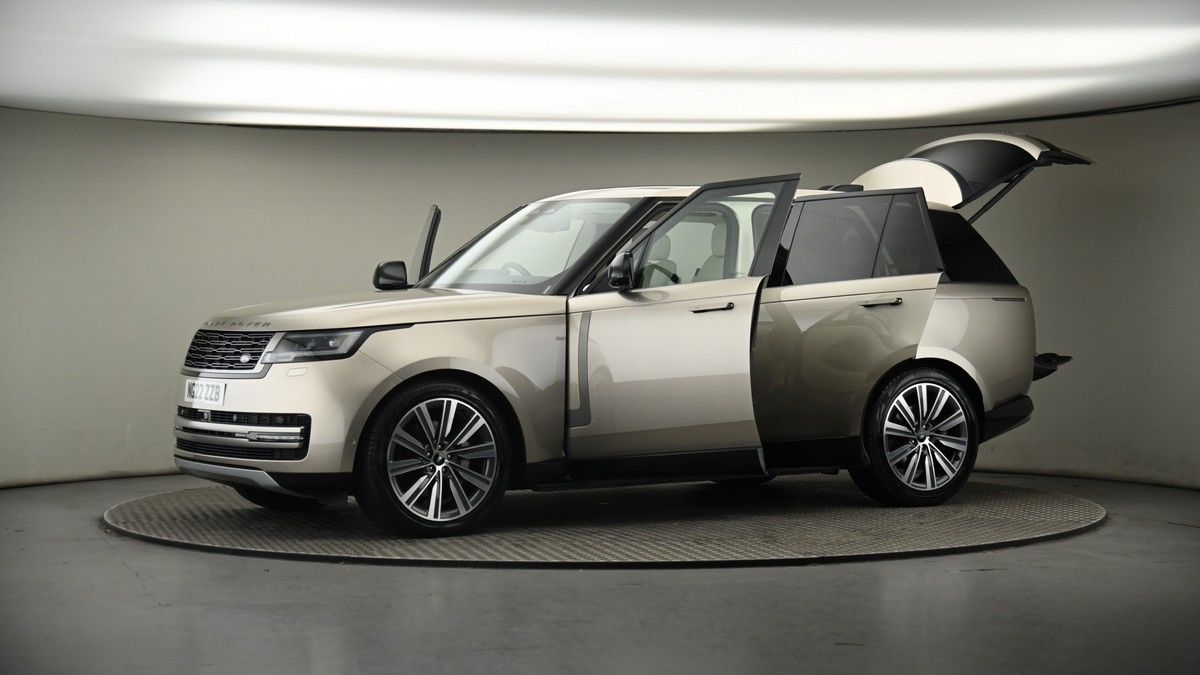 More views of Land Rover Range Rover