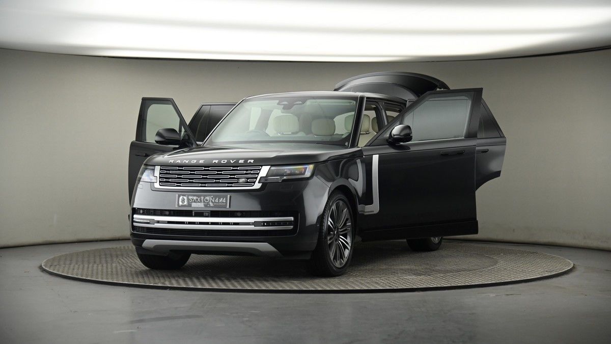 More views of Land Rover Range Rover