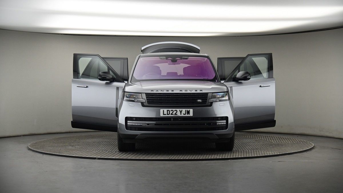 More views of Land Rover Range Rover