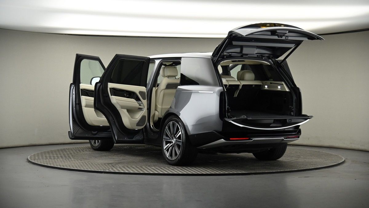 Land Rover Range Rover Image 8