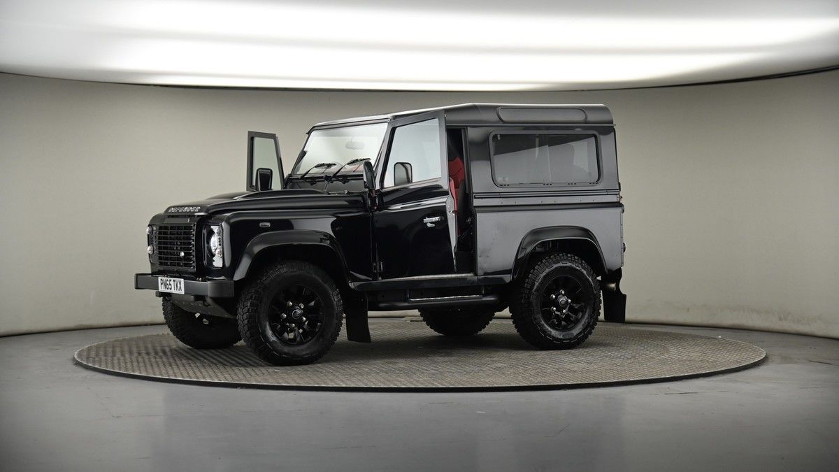 More views of Land Rover Defender 90