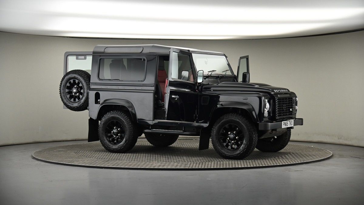 More views of Land Rover Defender 90