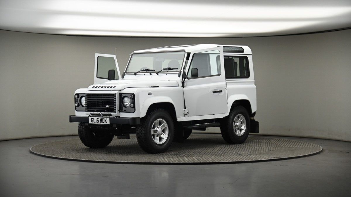 More views of Land Rover Defender 90