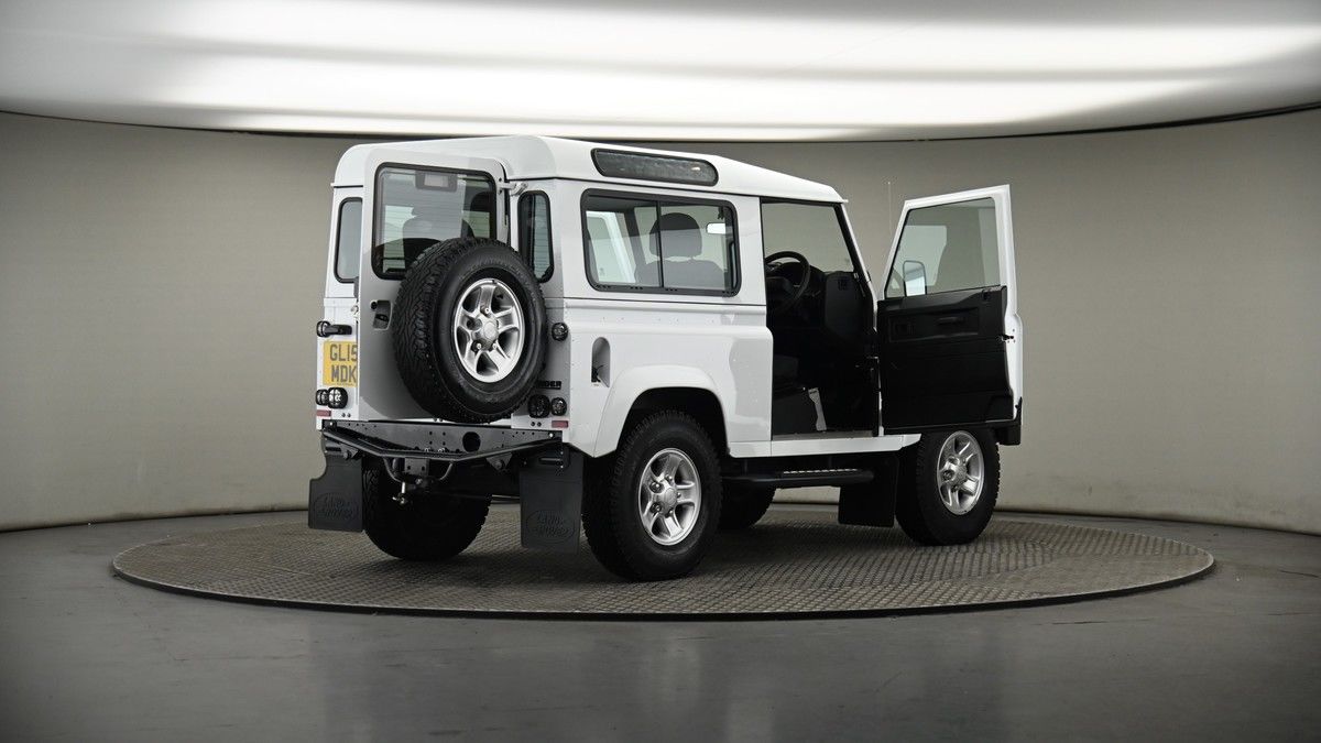 More views of Land Rover Defender 90