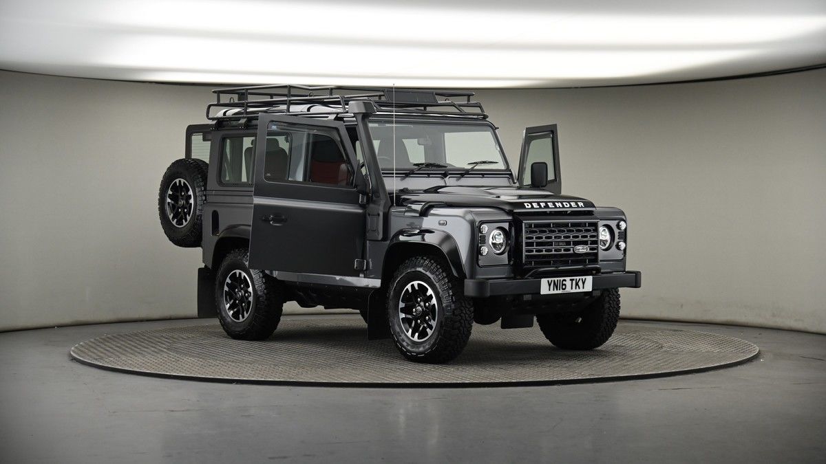 More views of Land Rover Defender 90