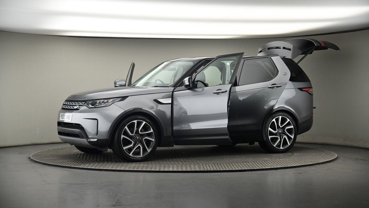 More views of Land Rover Discovery