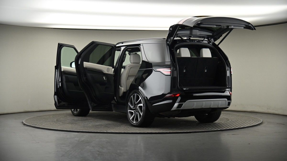 Land Rover Discovery Image 8