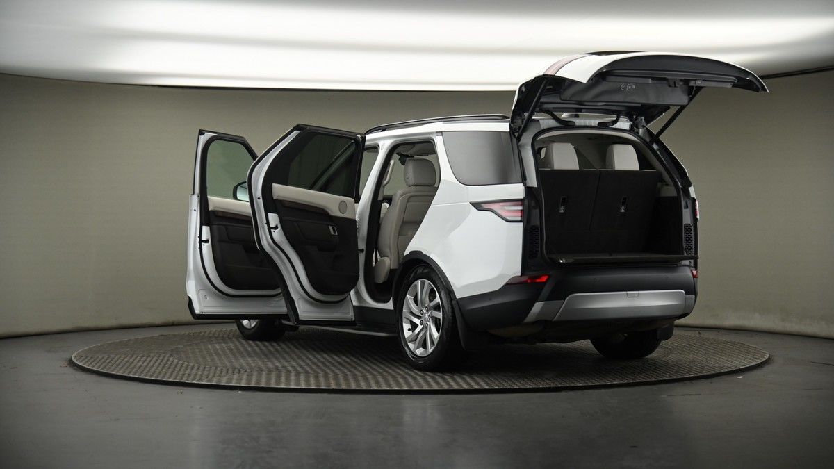 Land Rover Discovery Image 8