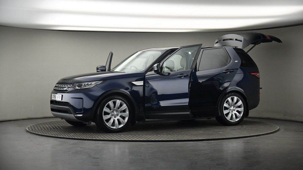 More views of Land Rover Discovery