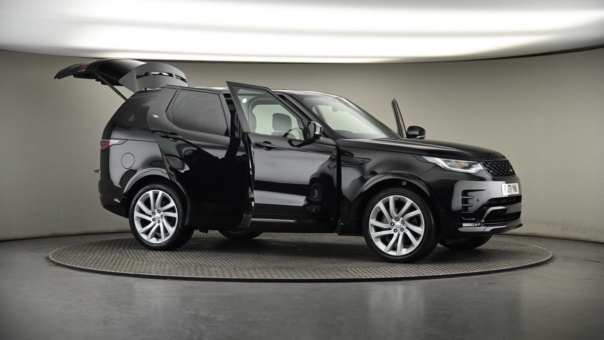 More views of Land Rover Discovery