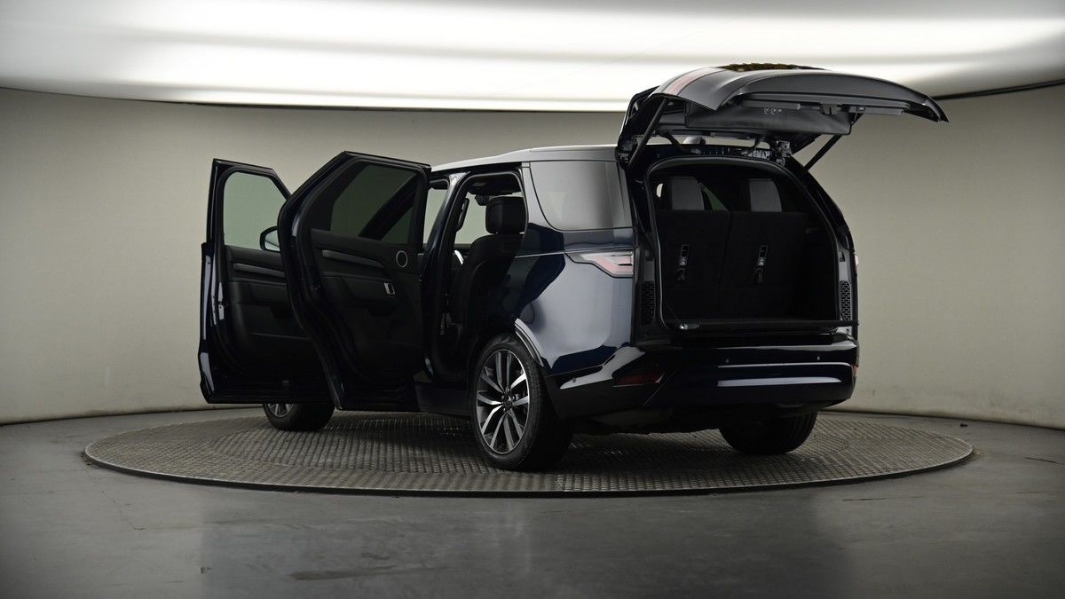 Land Rover Discovery Image 8