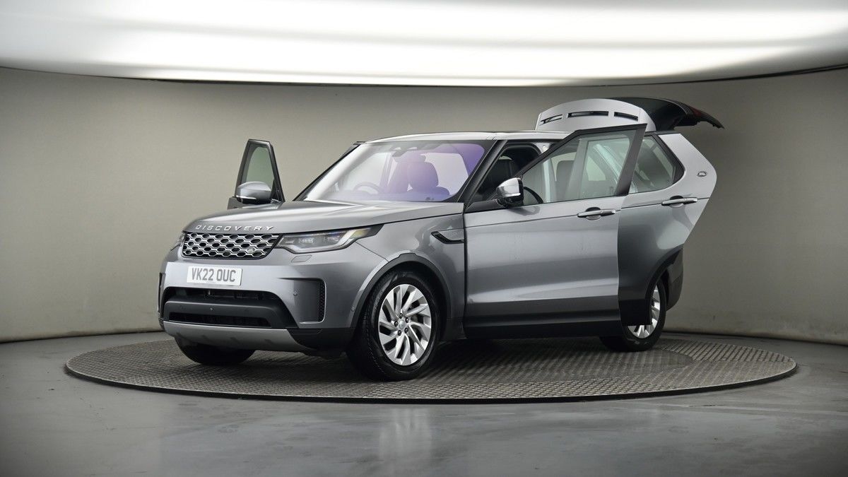 More views of Land Rover Discovery