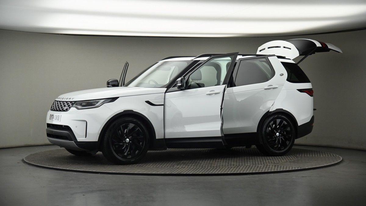 More views of Land Rover Discovery