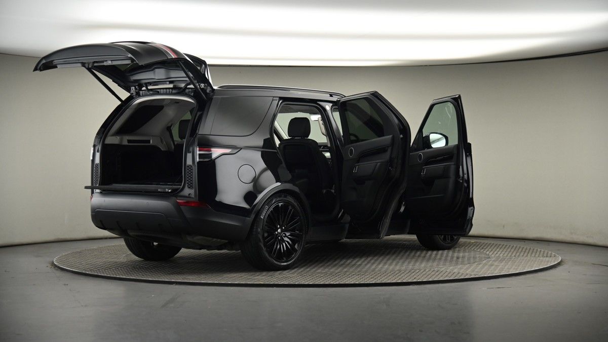 More views of Land Rover Discovery