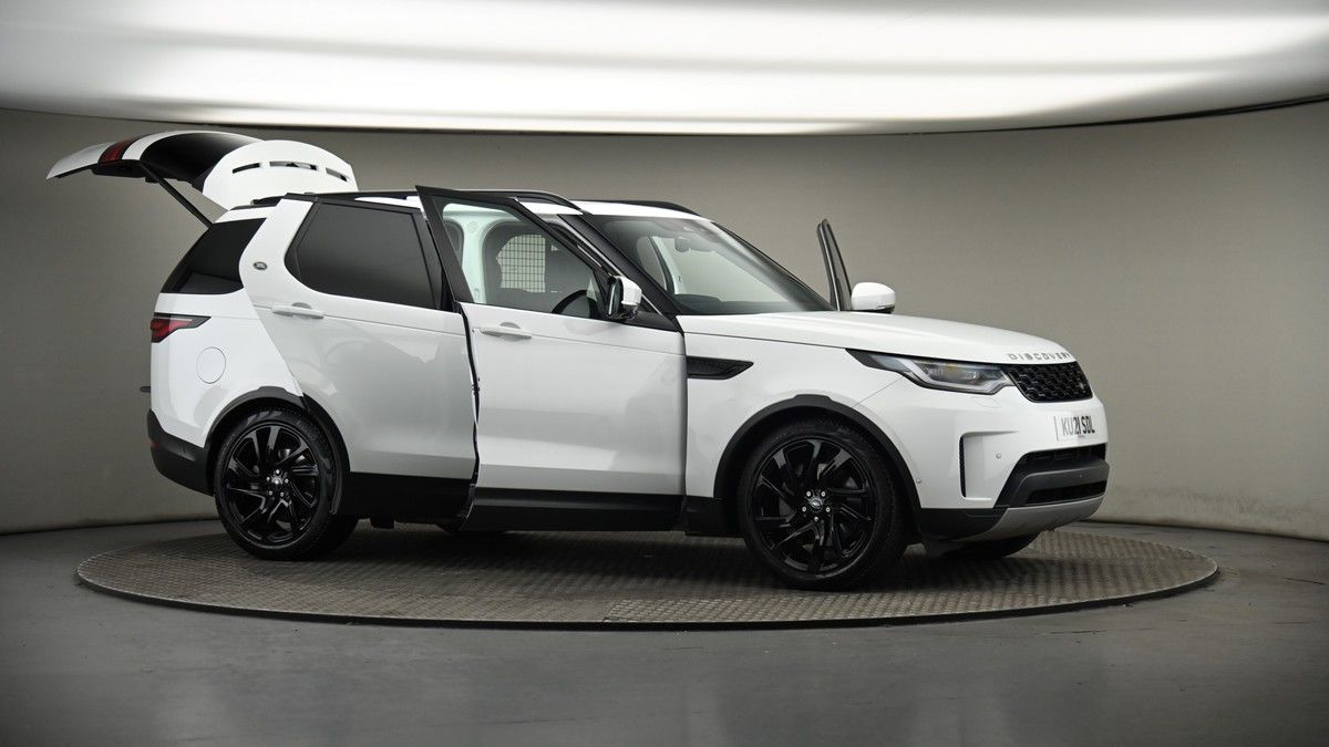 More views of Land Rover Discovery