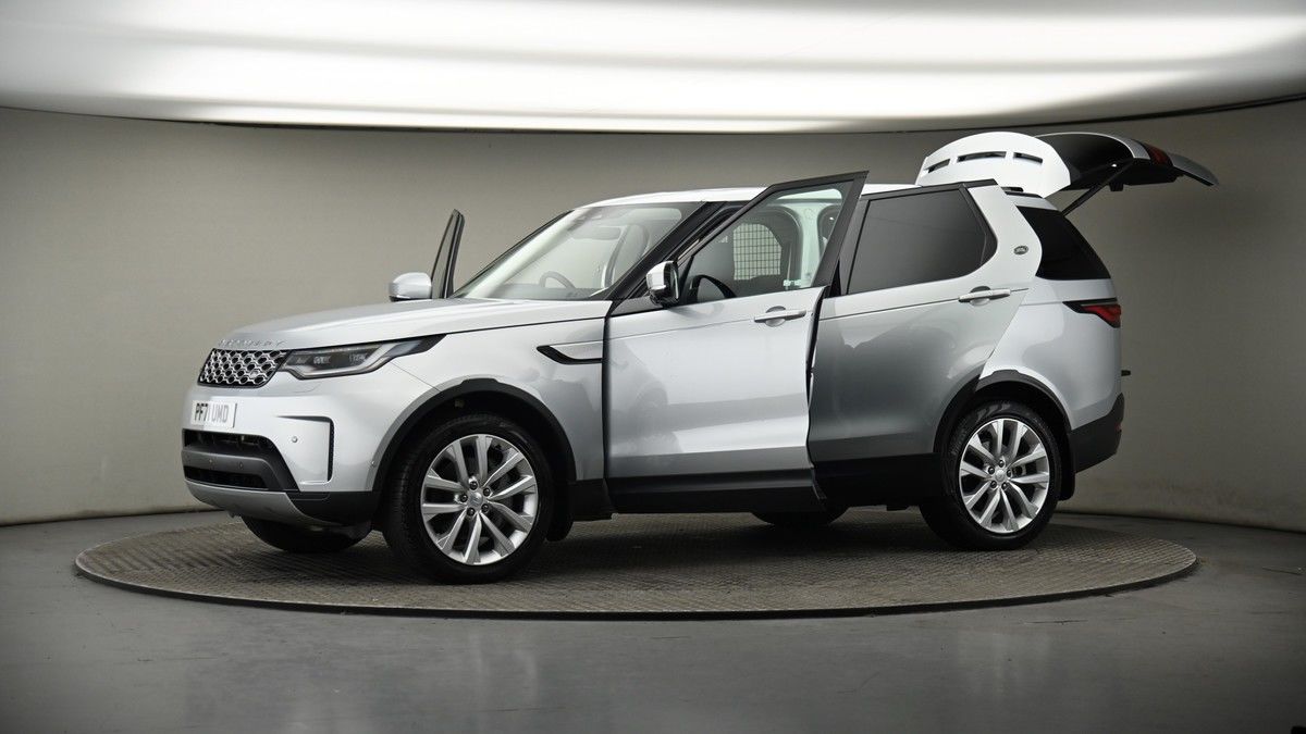 More views of Land Rover Discovery